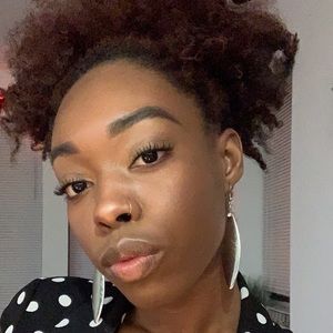 Meet your Posher, Eula